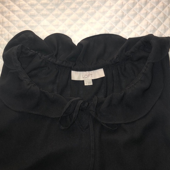 Black LOFT top - Picture 2 of 4